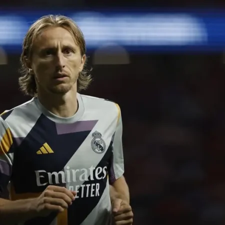 Carlo Ancelotti propõe nova função a Luka Modrić no Real Madrid