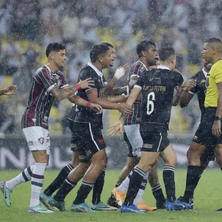 Vasco solicita árbitro FIFA e não local para o clássico com o Botafogo