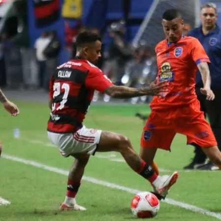 Flamengo enfrenta ausências de De La Cruz e Allan contra o Bangu