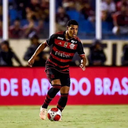 Igor Jesus se destaca pelo Flamengo e mira ampliar sua participação no elenco