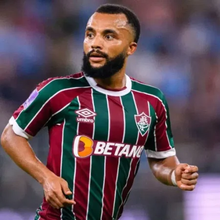 Samuel Xavier renova com o Fluminense até 2025