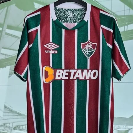 Fluminense lança uniforme tricolor para a temporada 2024 com tributo ao campeonato de 1984