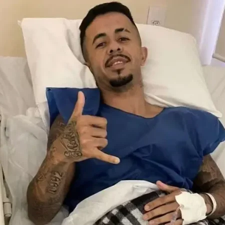 Ex-jogador processa clube carioca e exige compensação milionária por lesão catastrófica