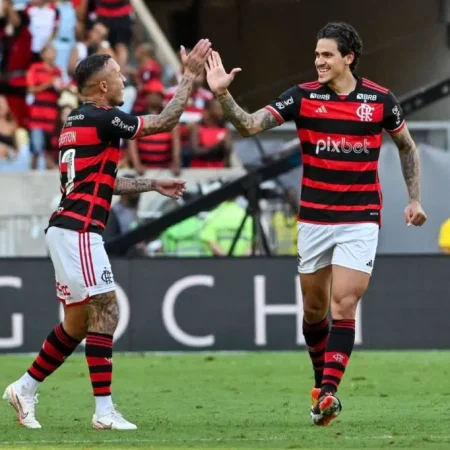 Flamengo com elenco completo para o duelo contra o Fluminense