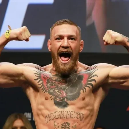 Conor McGregor planeja retorno ao UFC após pausa na carreira