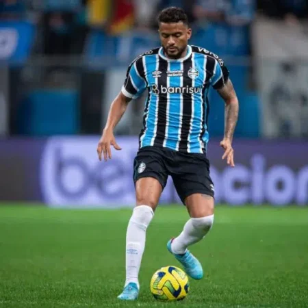 Grêmio Fica Sem Jogador Chave Devido a Lesão no Joelho