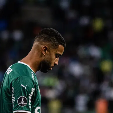 Palmeiras finaliza vínculo com o lateral Jorge após retorno do Santos
