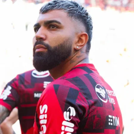 Flamengo: Ausência de Fabrício Bruno nos Treinos; Retorno de Gabigol