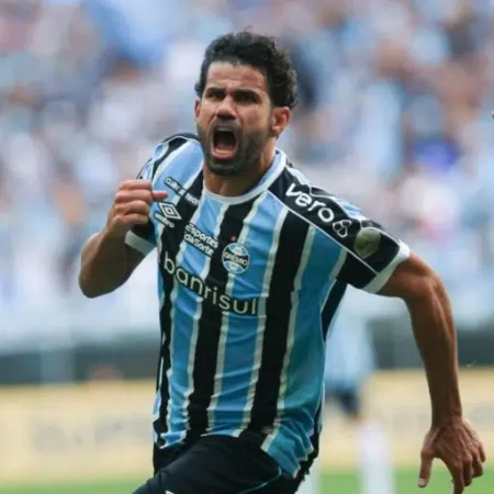 Grêmio apresenta reforços para confrontos no Brasileirão e Copa do Brasil