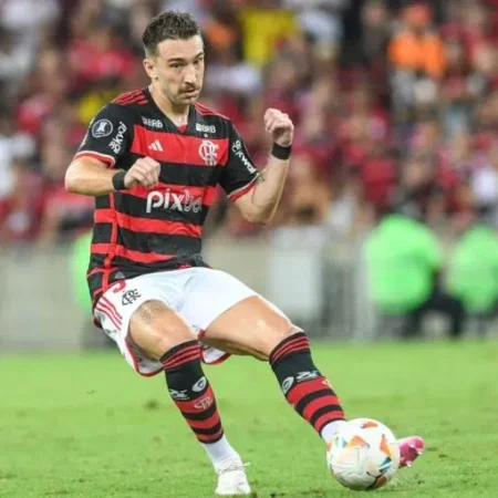 Flamengo planeja ajustes táticos para o jogo contra o RB Bragantino