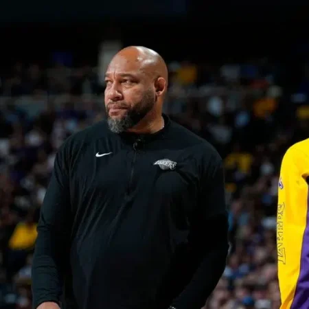 Los Angeles Lakers encerra a gestão de Darvin Ham como técnico